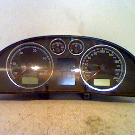 Compteur occasion VOLKSWAGEN PASSAT IV Phase 2 10-2000->03-2005 2.5 TDI V6 150ch 3B0920829AX