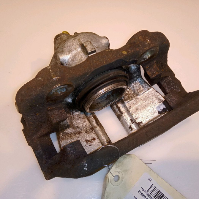 Etrier de frein avant gauche occasion VOLKSWAGEN POLO III Phase 2 11-1999->12-2001 1.4 TDI 75ch 6N0615123C 3