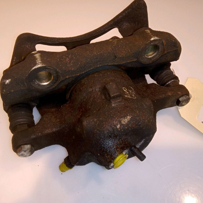 Etrier de frein avant droit occasion VOLKSWAGEN POLO III Phase 2 11-1999->12-2001 1.4 TDI 75ch 6N0615124C 3