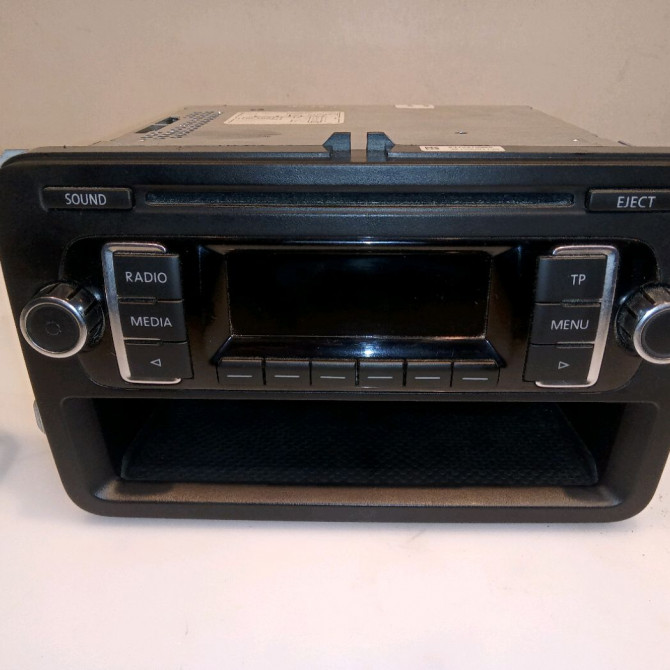 Autoradio occasion VOLKSWAGEN POLO V POLO V Phase 1 2009-09-01->2014-05-31 1.2 60ch 5M0057156D 1