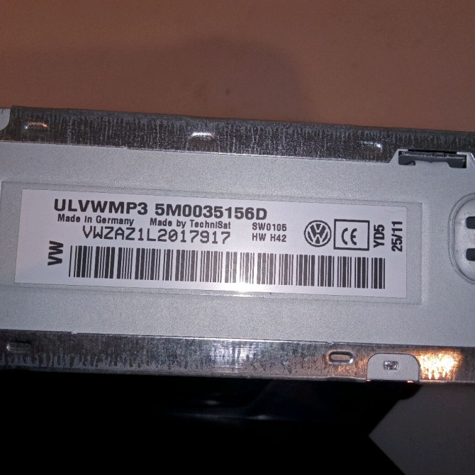 Autoradio occasion VOLKSWAGEN POLO V POLO V Phase 1 2009-09-01->2014-05-31 1.2 60ch 5M0057156D 3