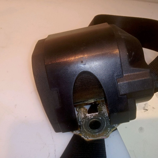 Ceinture arrière droite occasion VOLKSWAGEN POLO III Phase 2 11-1999->12-2001 6N0857806AHCP 3