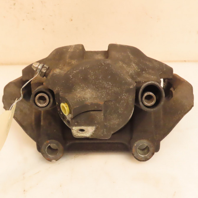 Etrier de frein avant gauche occasion VOLKSWAGEN PASSAT IV Phase 2 10-2000->03-2005 1.9 TDI 100ch 8E0615123A 2