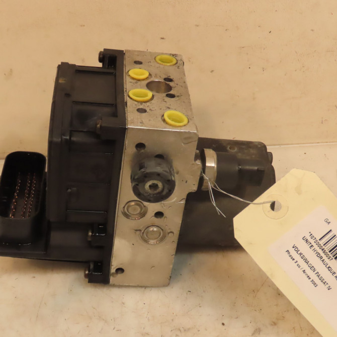 Unité hydraulique ABS occasion VOLKSWAGEN PASSAT IV Phase 2 10-2000->03-2005 1.9 TDI 100ch 4B0614517J 1