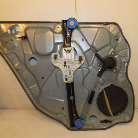 Mecanisme leve-glace arrière droit occasion VOLKSWAGEN POLO IV Phase 2 05-2005->09-2009 1.4 TDI 70ch 6Q4839462D