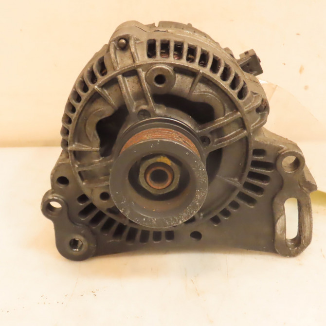 Alternateur occasion VOLKSWAGEN POLO III Phase 1 10-1994->11-1999 1.3 28903025P 1
