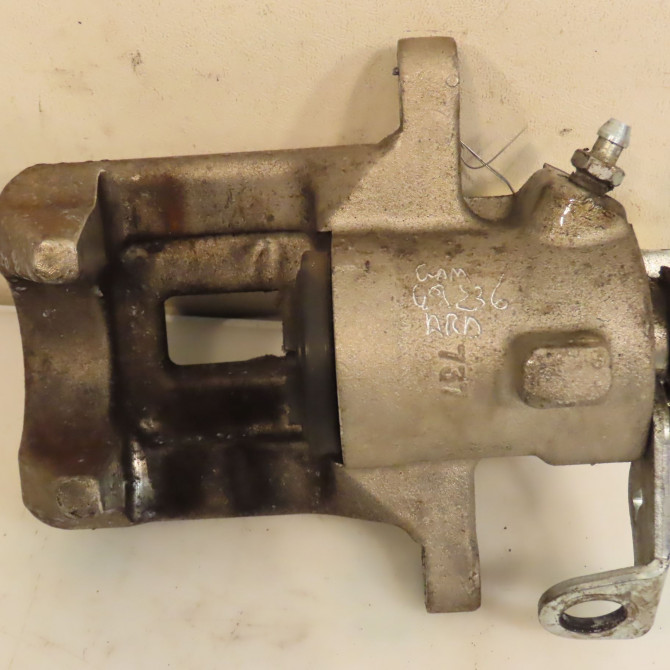 Etrier de frein arrière droit occasion VOLKSWAGEN POLO III Phase 2 11-1999->12-2001 1.4 16v 6N0615424A 3