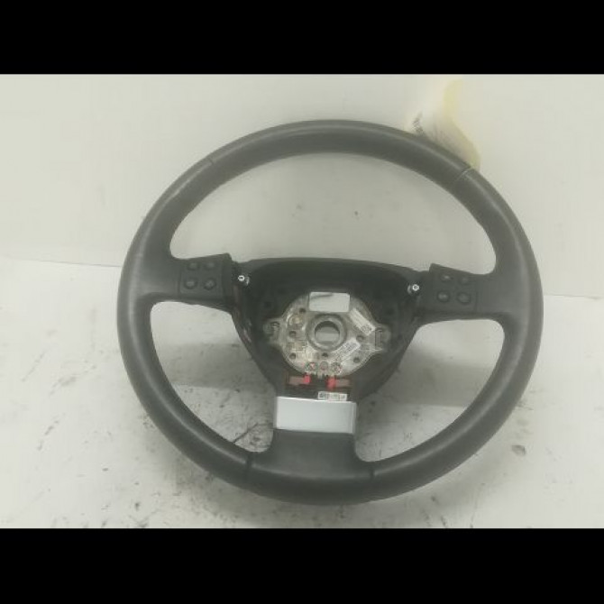 Volant de direction occasion VOLKSWAGEN GOLF V Phase 1 11-2003->10-2008 1.9 TDI 105ch 1K0419091GEYBS 1