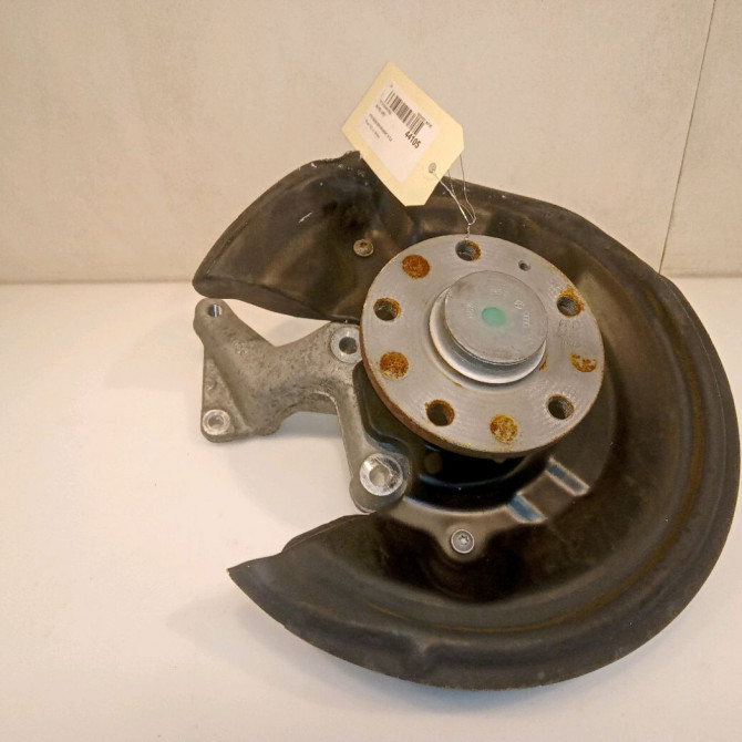 Moyeu ard occasion VOLKSWAGEN PASSAT V Phase 1 04-1995->04-1999 2.0 TDI 140ch 3G0598611A 1