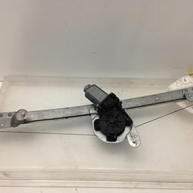 Mecanisme + moteur lève-glace avant droit occasion DACIA LOGAN I Phase 1 06-2005->06-2008 1.5 DCI 85ch 8200901102 1