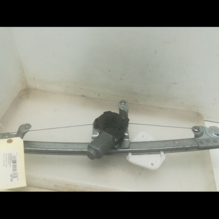 Mecanisme+moteur leve-glace avg occasion DACIA LOGAN I Phase 1 06-2005->06-2008 1.6 MPI 8200901099