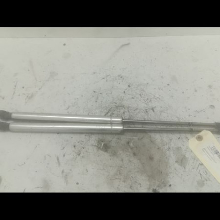 Verin droit hayon occasion VOLKSWAGEN GOLF IV GOLF IV Phase 1 1998-01-01->2005-06-30 1.9 TDI 130ch 1J6827550C