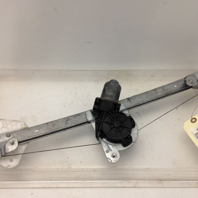 Mecanisme+moteur leve-glace avg occasion DACIA LOGAN I Phase 1 06-2005->06-2008 1.5 DCI 85ch 8200901099 1