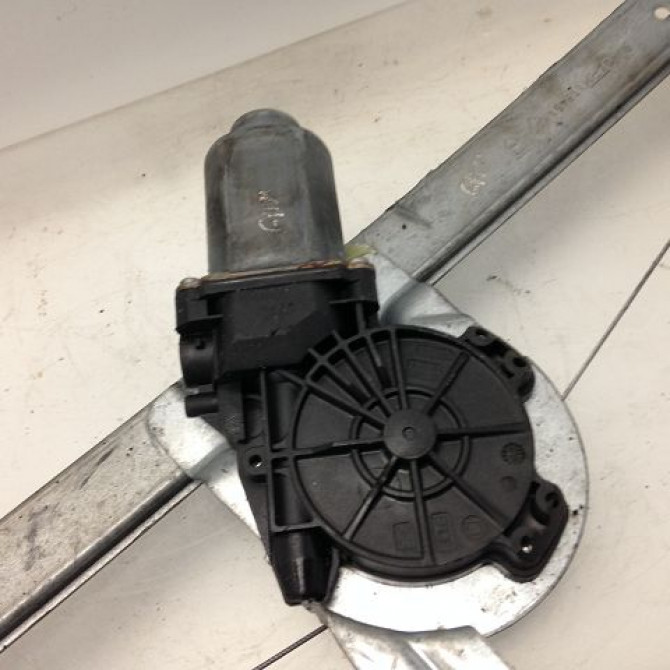Mecanisme+moteur leve-glace avg occasion DACIA LOGAN I Phase 1 06-2005->06-2008 1.5 DCI 85ch 8200901099 2