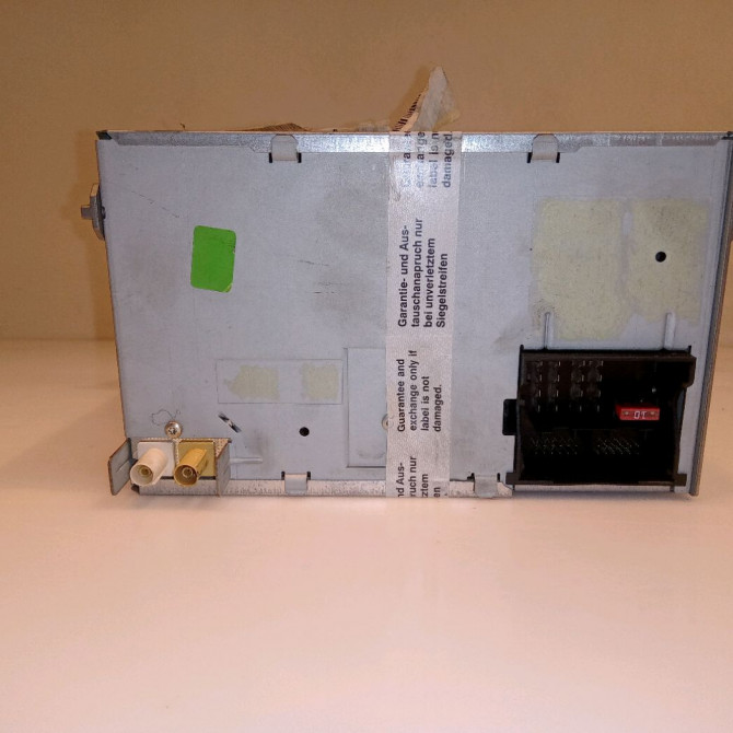 Autoradio occasion VOLKSWAGEN GOLF V Phase 1 11-2003->10-2008 2.0 TDI 140ch 2