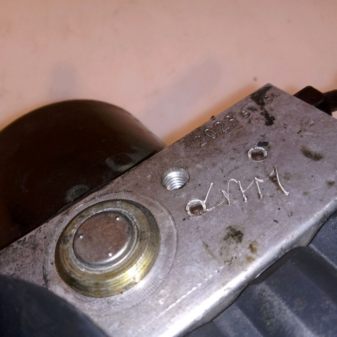 Unité hydraulique ABS occasion VOLKSWAGEN GOLF IV GOLF IV Phase 1 1998-01-01->2005-06-30 1.9 TDI 115ch 1J0698517A 3