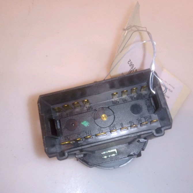 Interrupteur commande de phares occasion VOLKSWAGEN PASSAT IV Phase 1 10-1996->10-2000 1.9 TDI 90ch 1C0941531A20H 2