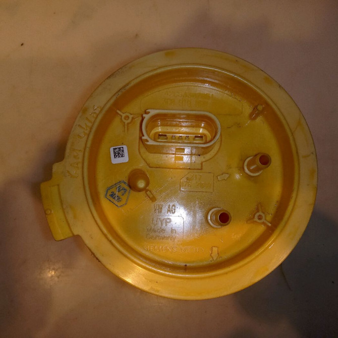 Jauge a carburant occasion VOLKSWAGEN PASSAT V Phase 1 04-1995->04-1999 2.0 TDI 140ch 2