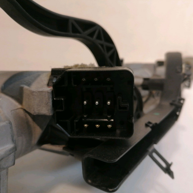 Colonne de direction non assistee occasion B.M.W. SERIE 3 IV Phase 2 09-2001->03-2005 320d 32303450159 4