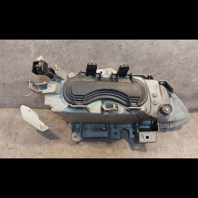 Phare gauche occasion RENAULT LAGUNA I Phase 1 01-1994->04-1998 1.8 7701038263 2