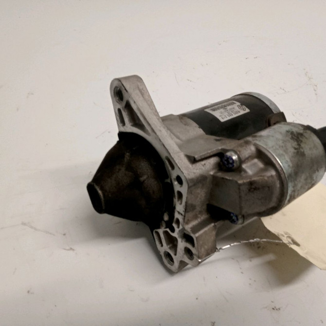 Démarreur occasion RENAULT SCENIC II Phase 2 09-2006->04-2009 1.6i 16v 8200665518 1