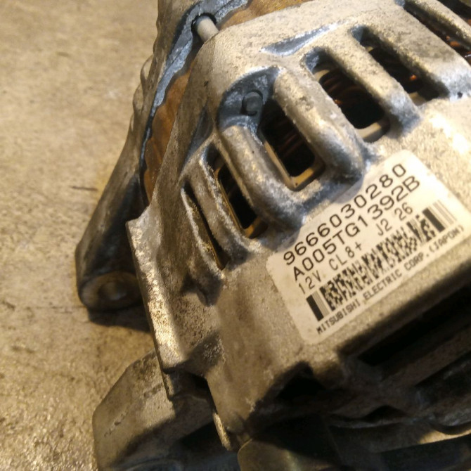 Alternateur occasion CITROEN C3 II Phase 1 11-2009->02-2013 5705KW 4