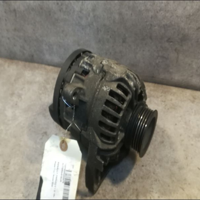 Alternateur occasion RENAULT TWINGO II Phase 1 06-2007->11-2011 1.2i 16v 75ch 8200660037 1