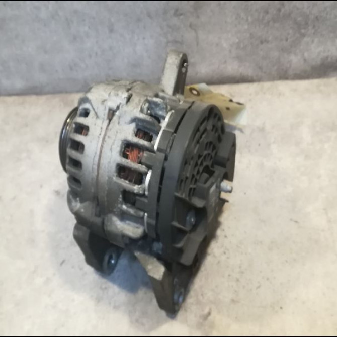 Alternateur occasion RENAULT TWINGO II Phase 1 06-2007->11-2011 1.2i 16v 75ch 8200660037 2