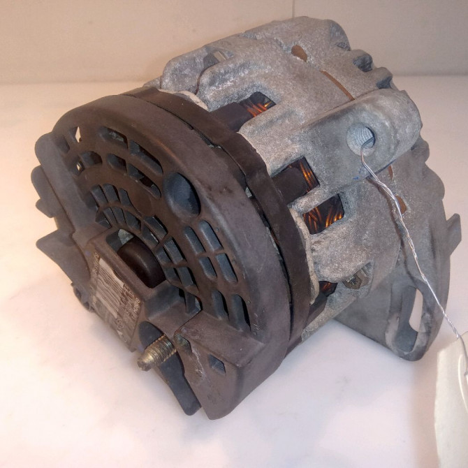 Alternateur occasion RENAULT TWINGO II Phase 1 06-2007->11-2011 1.2i 16v 75ch 8200660037 2