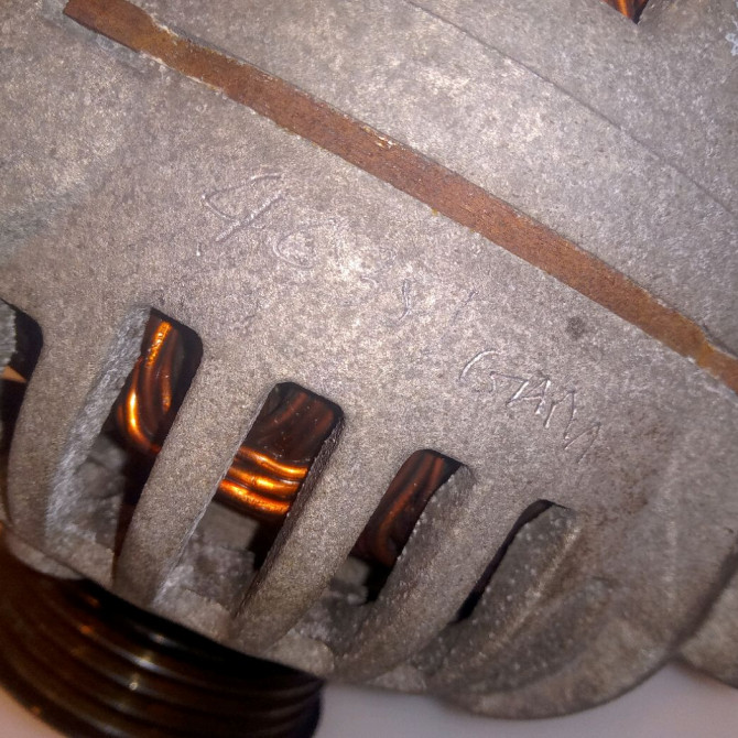 Alternateur occasion RENAULT TWINGO II Phase 1 06-2007->11-2011 1.2i 16v 75ch 8200660037 7