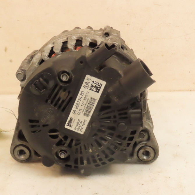 Alternateur occasion PEUGEOT 9826573480 2