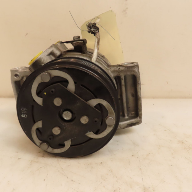Compresseur air conditionne occasion DACIA DUSTER 926005214R 1