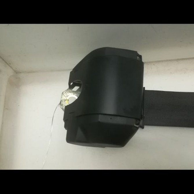 Ceinture arrière gauche occasion VOLKSWAGEN POLO IV Phase 1 01-2002->05-2005 1.2 12v 65ch 2