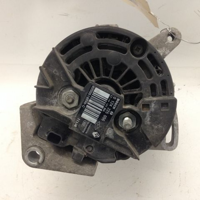 Alternateur occasion RENAULT TWINGO II Phase 1 06-2007->11-2011 1.2i 60ch 8200660037 3