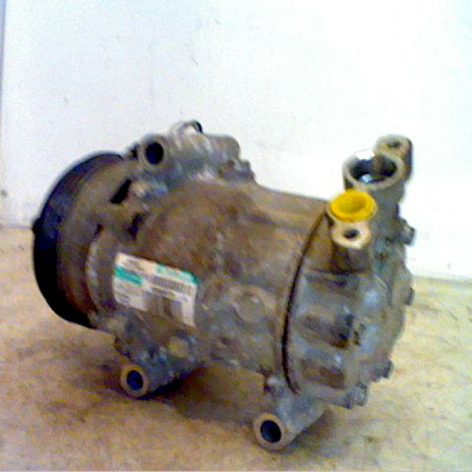 Compresseur air conditionne occasion RENAULT CLIO II Phase 1 03-1998->06-2001 1.2 GPL 8200840770 1