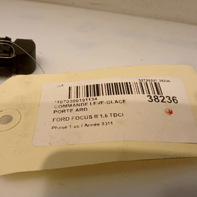 Commande leve-glace porte arrière droite occasion FORD FOCUS III Phase 1 01-2011->04-2015 1.6 TDCI 115ch 1850432 4