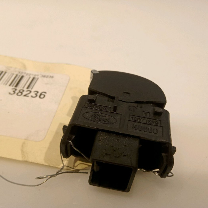 Commande leve-glace porte arrière gauche occasion FORD FOCUS III Phase 1 01-2011->04-2015 1.6 TDCI 115ch 1850432 3