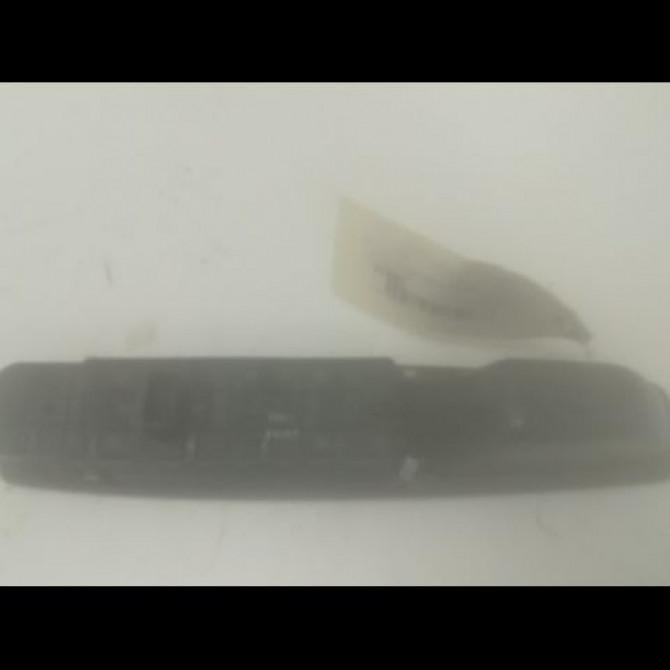 Commande lève-glace porte avant gauche occasion RENAULT MEGANE III Phase 1 11-2008->01-2012 1.5 DCI 85ch 2