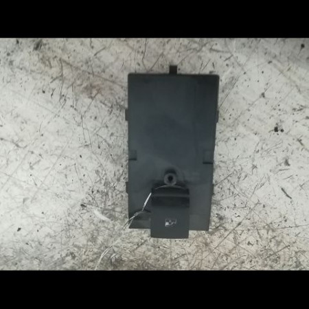 Commande lève-glace porte avant droite occasion OPEL MERIVA II Phase 1 09-2010->03-2014 13301887