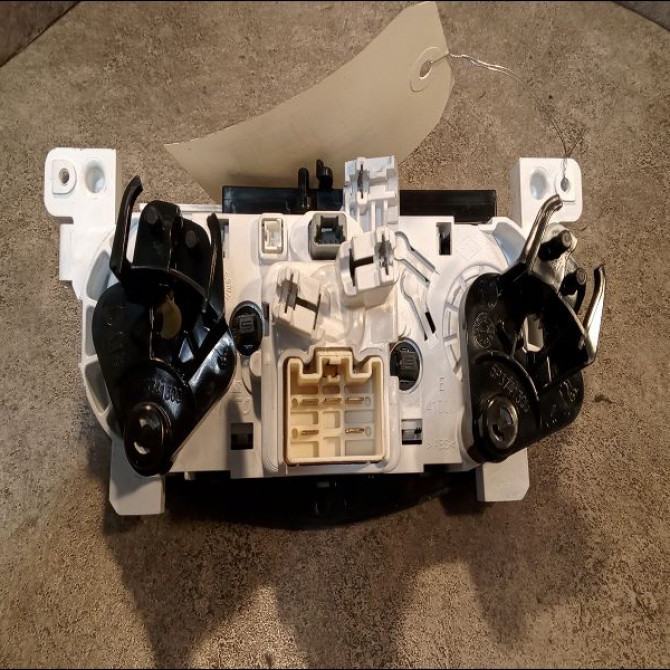 Commande de chauffage occasion DACIA LODGY Phase 1 01-2012->... 1.5 DCI 90ch 275102784R 2