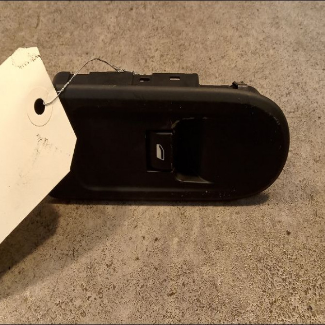 Commande lève-glace porte avant droite occasion PEUGEOT 508 Phase 1 04-1995->04-1999 2.0 HDI 163ch 98026388ZD 1
