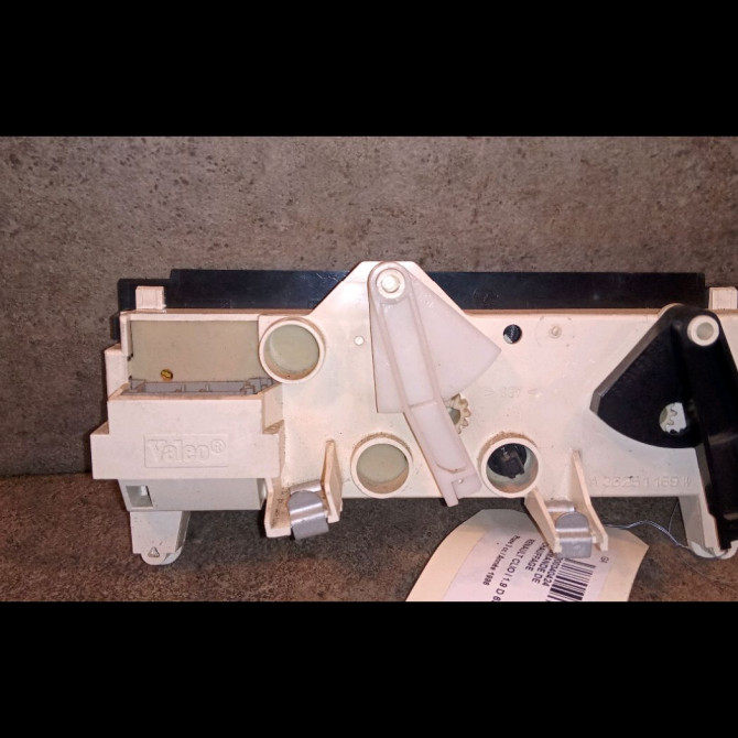 Commande de chauffage occasion RENAULT CLIO I Phase 3 03-1996->08-1998 1.9 D 65ch 7711130019 2