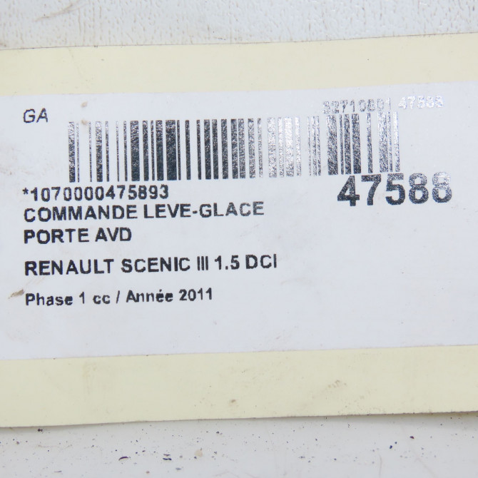 Commande lève-glace porte avant droite occasion RENAULT SCENIC III Phase 1 04-2009->11-2011 1.5 DCI 110ch 3