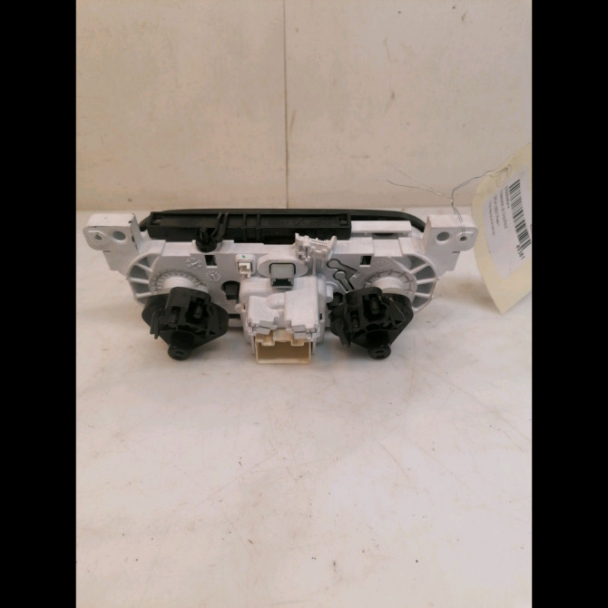 Commande de chauffage occasion DACIA LODGY Phase 1 01-2012->... 1.5 DCI 90ch 275102784R 2
