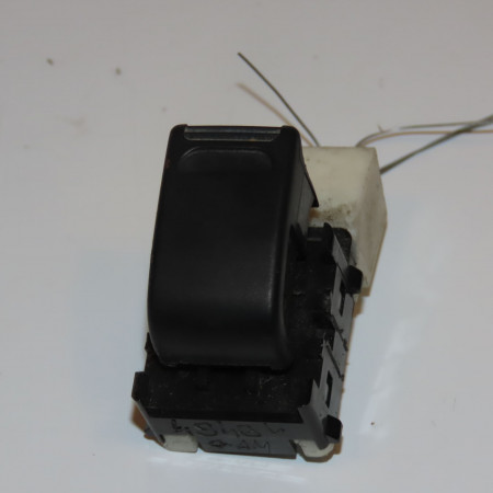 Commande lève-glace porte avant droite occasion SUZUKI IGNIS II Phase 1 09-2003->09-2009 1.5i 100ch 3799586G20S1S