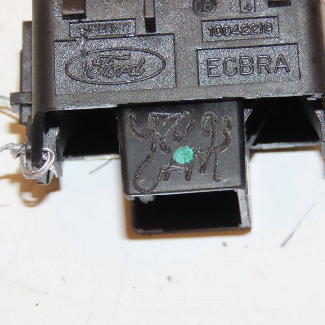 Commande leve-glace porte arrière gauche occasion FORD CMAX II Phase 1 09-2010->09-2015 1.6 TDCI 115ch 1850432 2