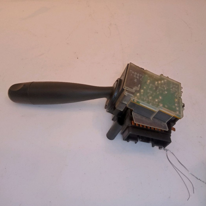 Commande essuie glace occasion TOYOTA YARIS I Phase 1 04-1999->03-2003 846520D010 2