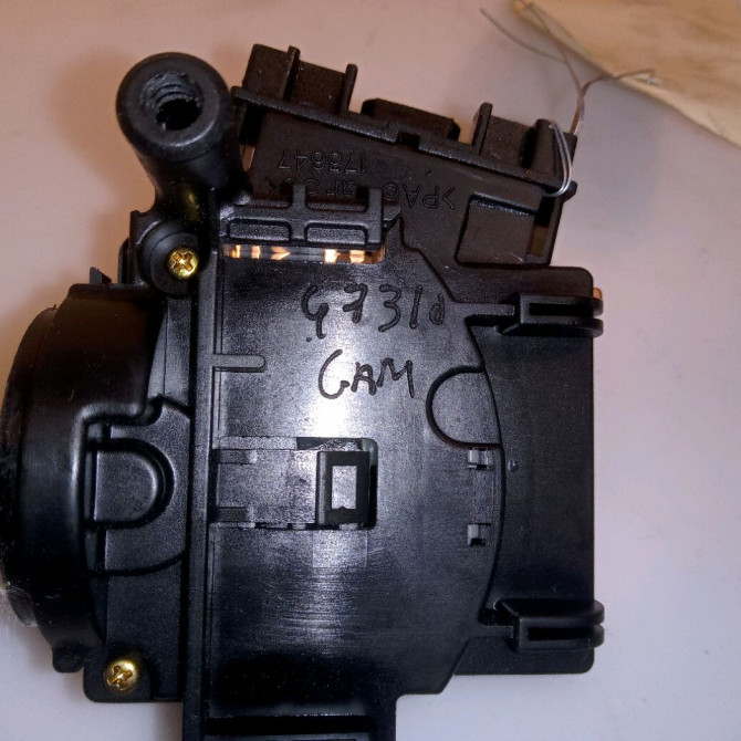 Commande essuie glace occasion TOYOTA YARIS I Phase 1 04-1999->03-2003 846520D010 3