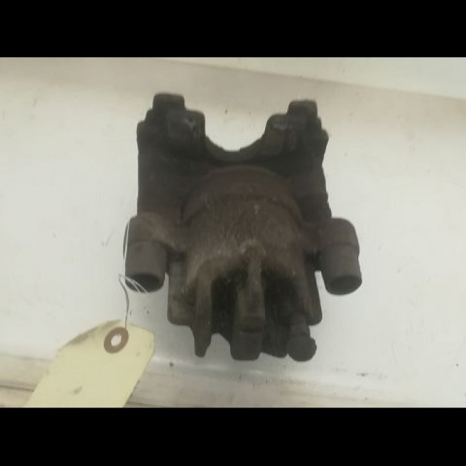 Etrier de frein avant gauche occasion FORD FOCUS I Phase 1 10-1998->09-2004 1.8 TDCI 100ch 2