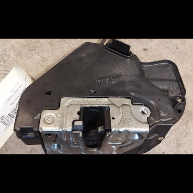 Serrure porte arg occasion MERCEDES CLASSE C II Phase 1 05-2000->03-2004 2037300135 2